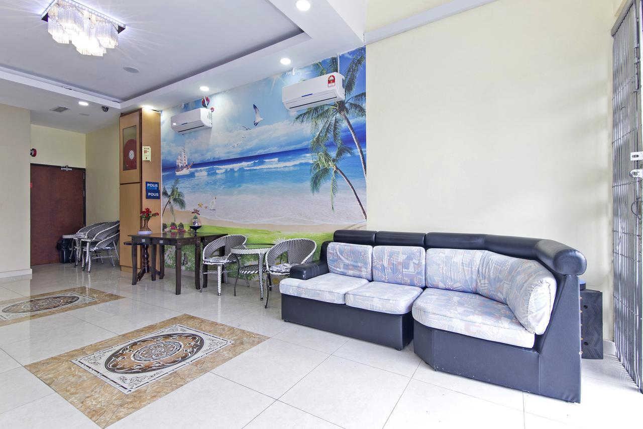 Hotel Raja Bot Куала Лумпур Екстериор снимка