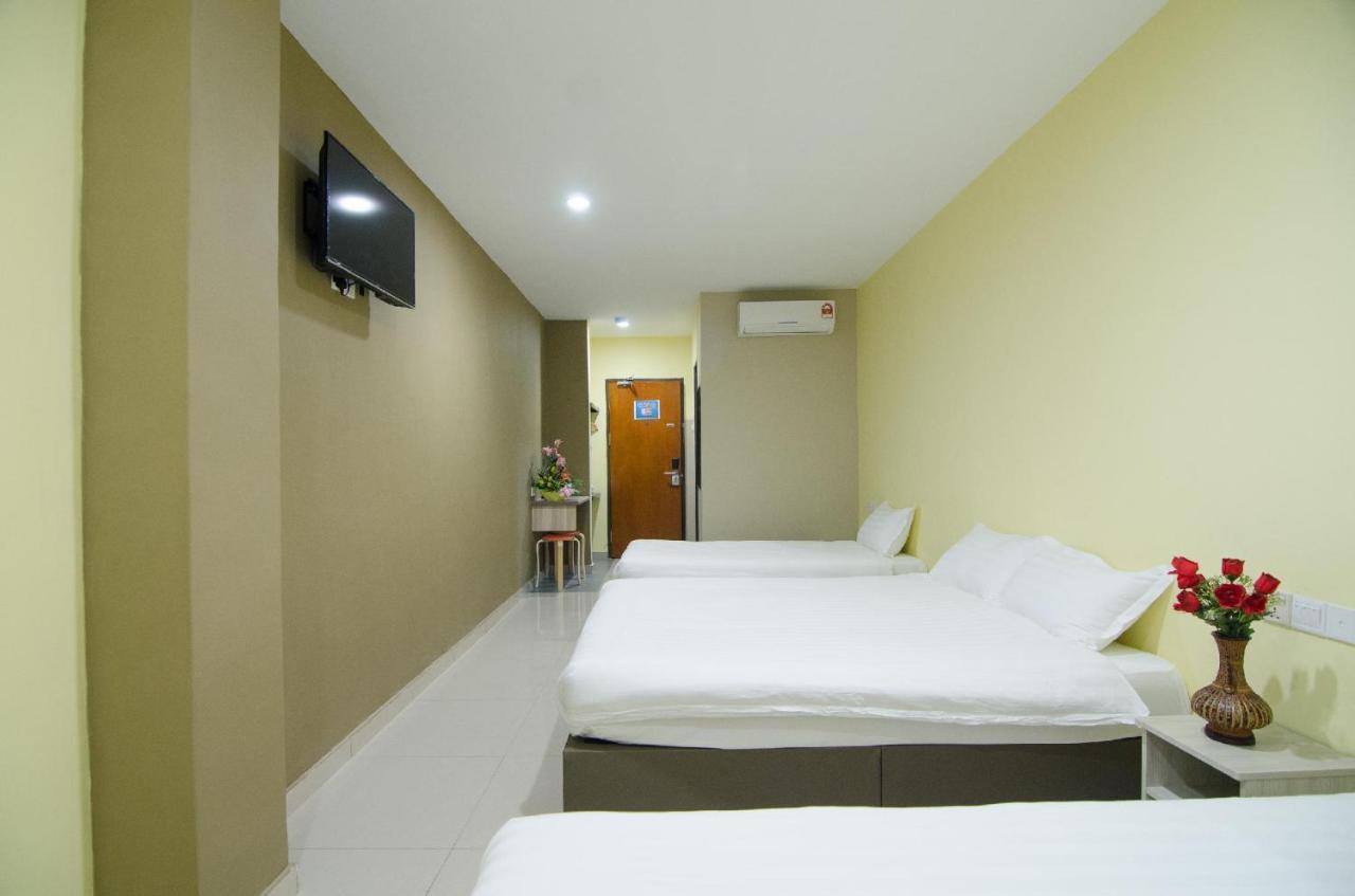 Hotel Raja Bot Куала Лумпур Екстериор снимка