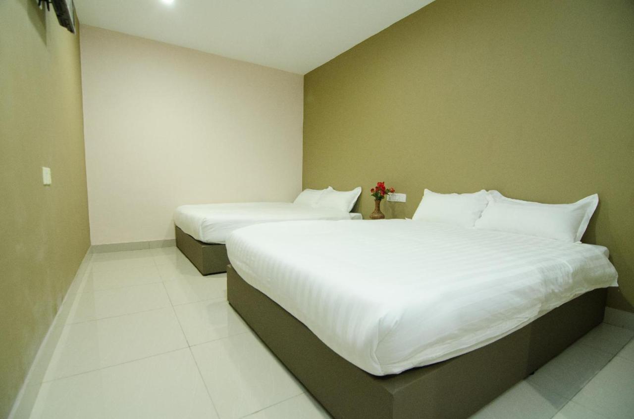 Hotel Raja Bot Куала Лумпур Екстериор снимка